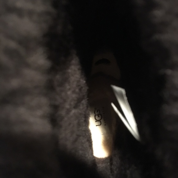 Ugg Wrangell Mens Boot - Picture 4 of 8